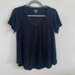 Shebird short sleeve tee with built in bra size 3